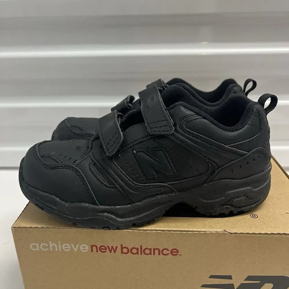 New Balance 621 Big Kid Black Leather Training Uniform Hook Loop Shoes SZ 2.5 M